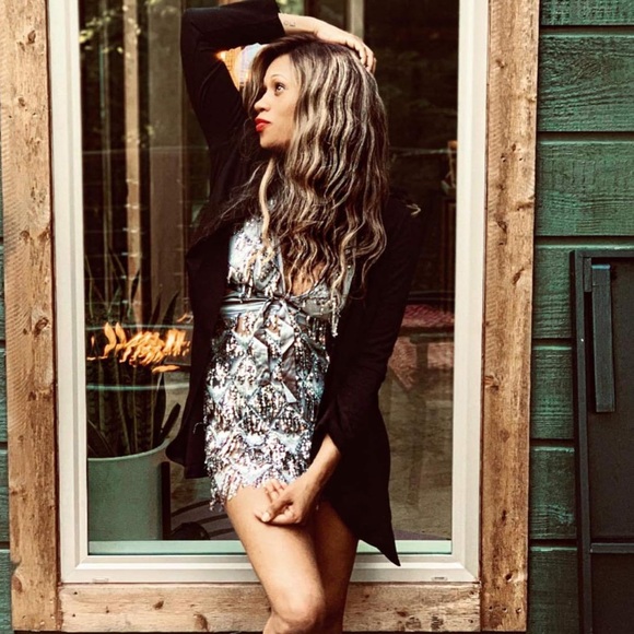 Women's Glitter Sexy Deep V Neck Sequin Beaded Halter Bodycon Mini Party Dress - Picture 8 of 11